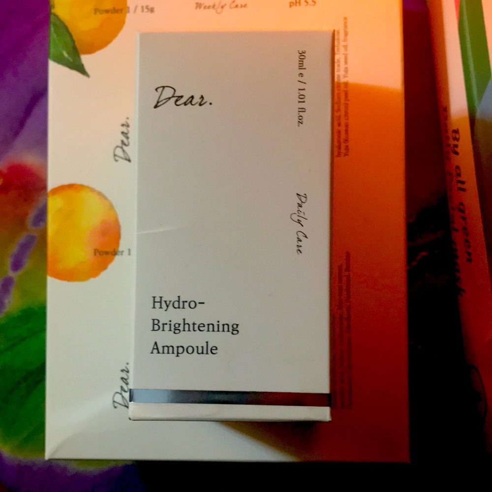 DEAR Hydro-brightening Ampoule